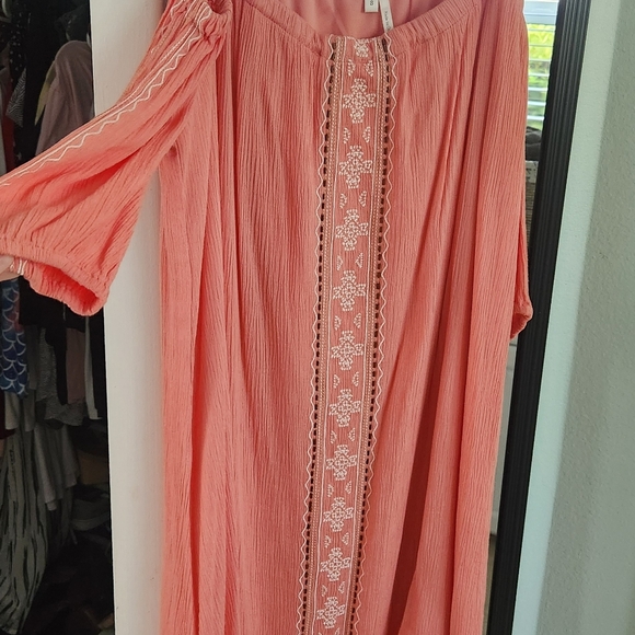 Cute Boutique Dress - Picture 2 of 3